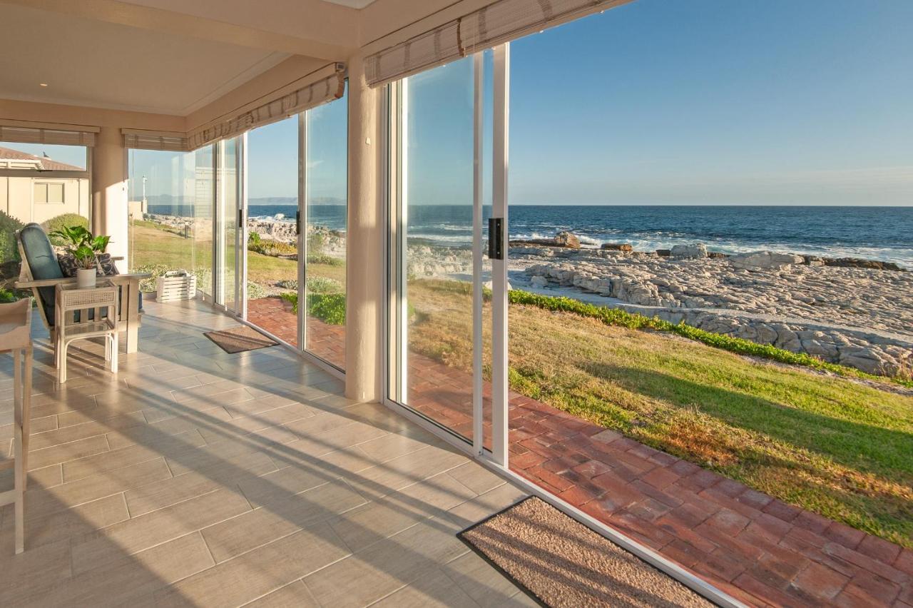 Hermanus Haven, Entire Home, On The Sea, Private Pool, Secure エクステリア 写真