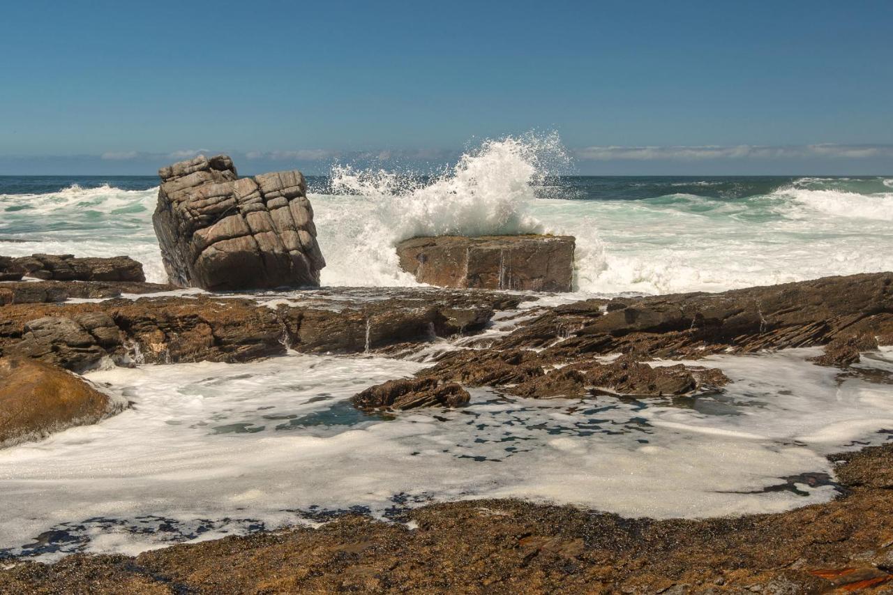 Hermanus Haven, Entire Home, On The Sea, Private Pool, Secure エクステリア 写真